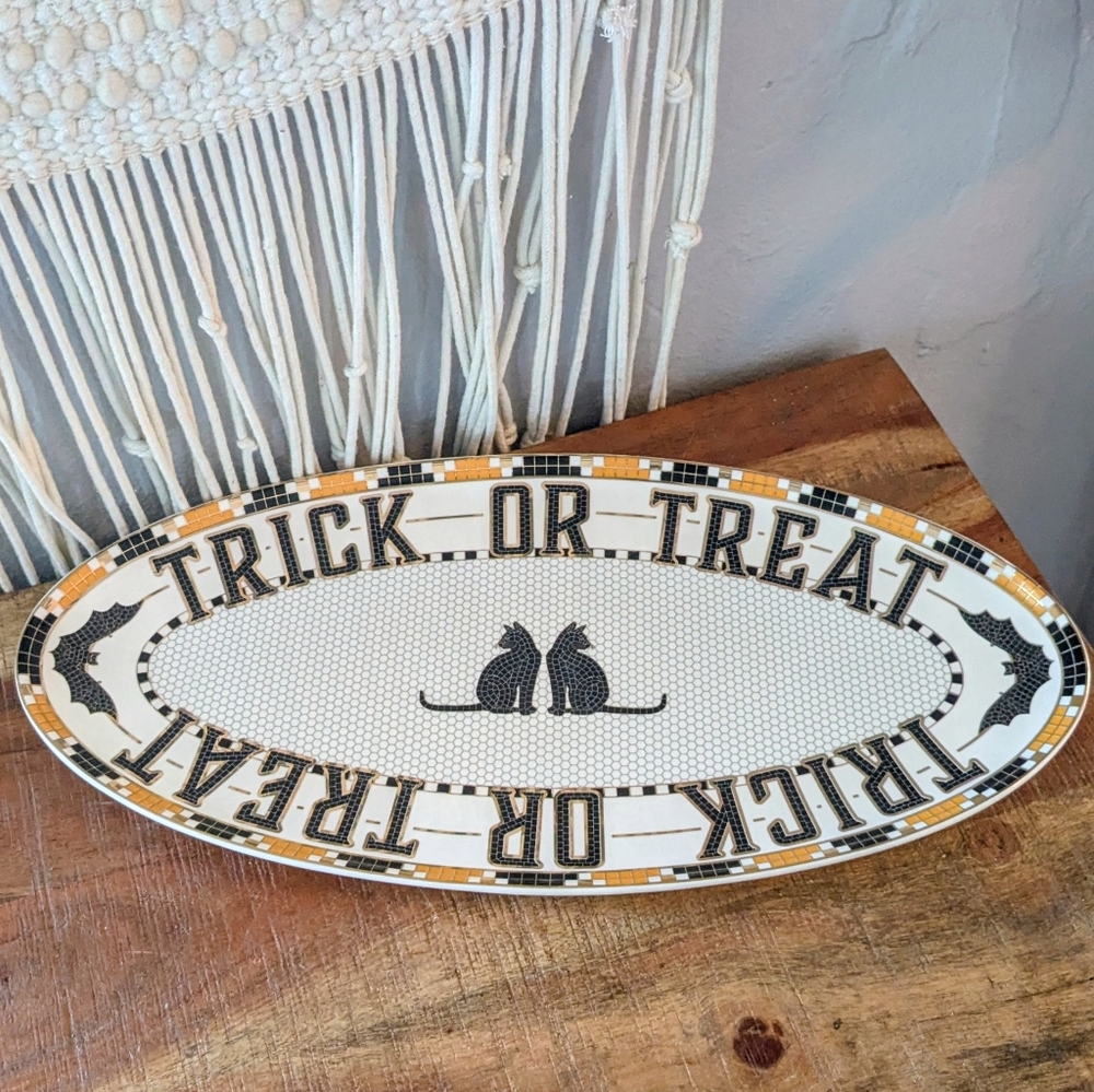 NWT Anthropologie Bistro Tile Halloween 24k Gold Trick or Treat Platter 16"